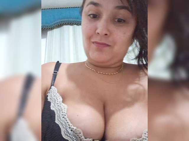 Sunyferrer live cam on BongaCams
