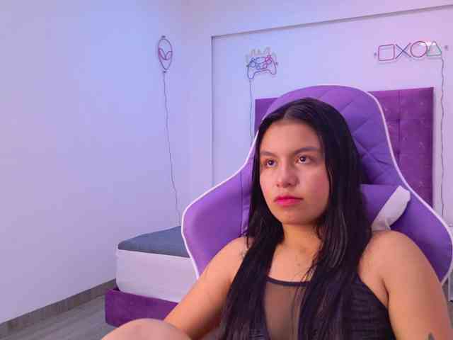 Luci15vega webcam