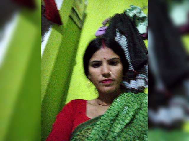 Neelam2454 — live female cam