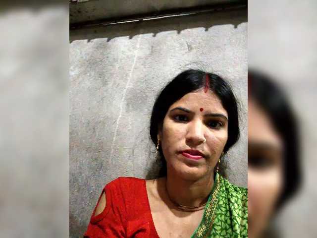 Neelam2454 — live female cam