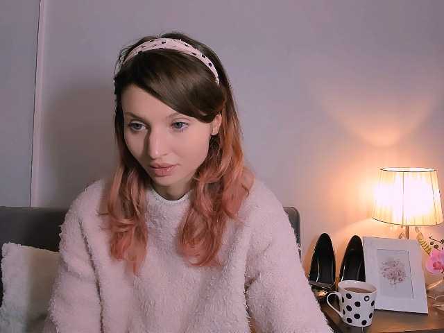 ZoeFantasy live cam on BongaCams
