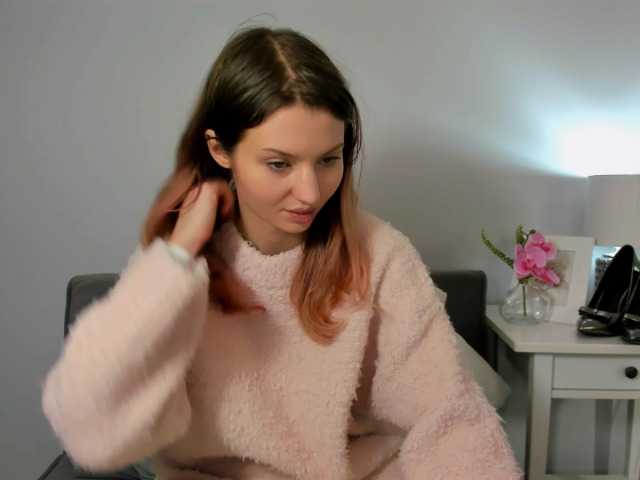 ZoeFantasy live cam on BongaCams