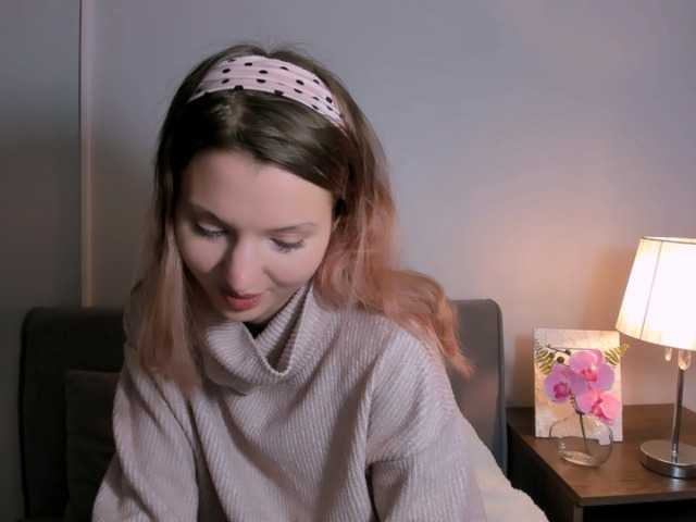 ZoeFantasy, live now on BongaCams