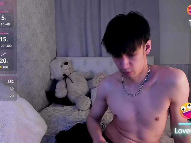CalvinChapman — live male cam