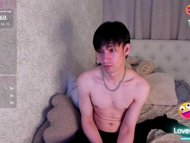 CalvinChapman — live male cam