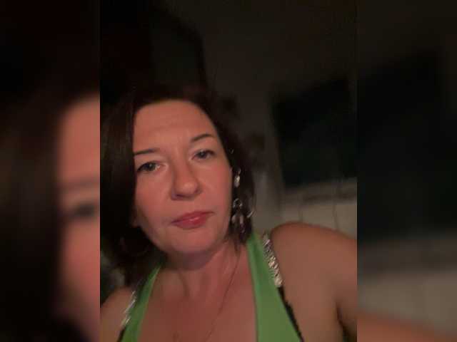 Lola-211 live cam on BongaCams