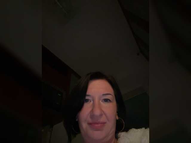 Lola-211 live cam on BongaCams