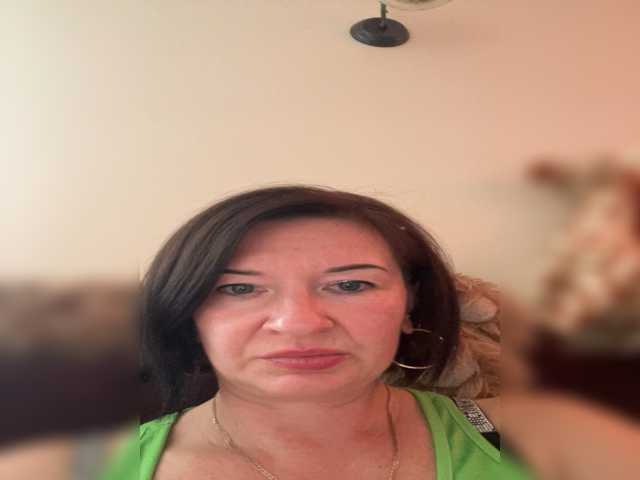 Lola-211 live cam preview