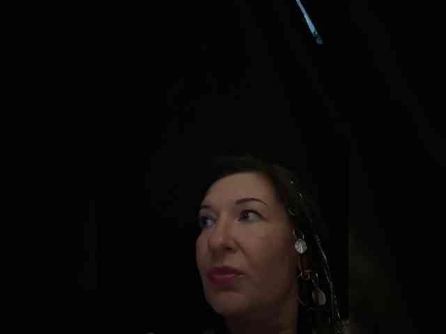 Lola-211 webcam