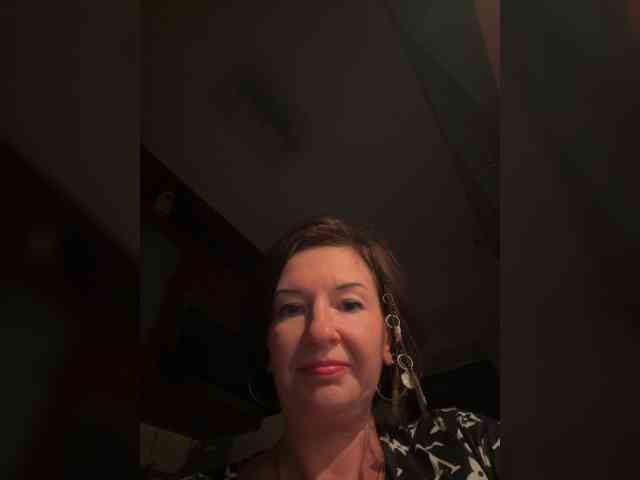 Lola-211 webcam