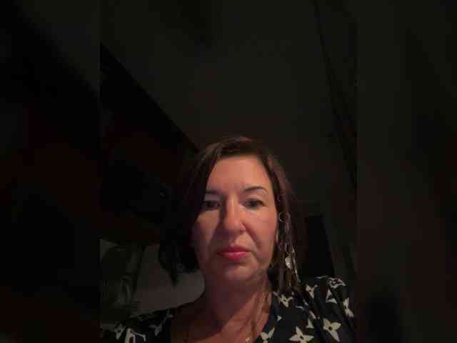 Lola-211 webcam