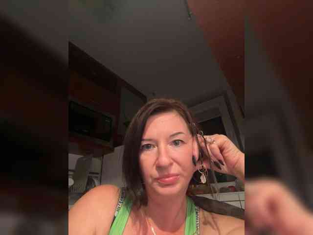 Lola-211 webcam