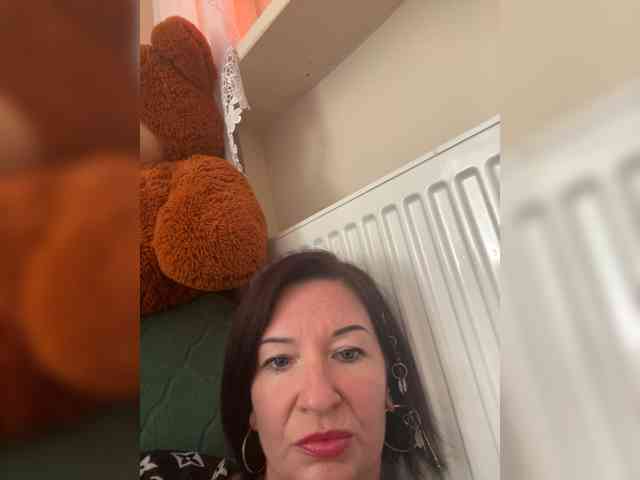 Lola-211 webcam