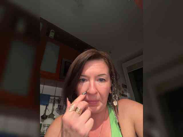 Lola-211 webcam