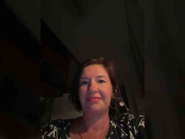 Lola-211 webcam