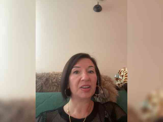 chatroom Lola-211