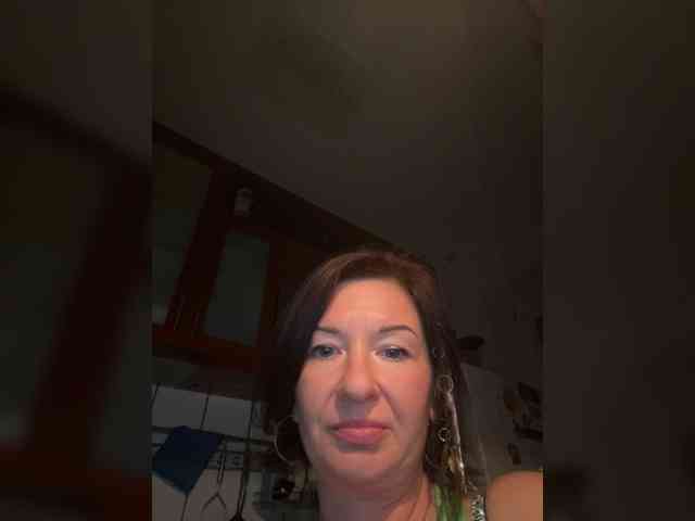 Lola-211 webcam