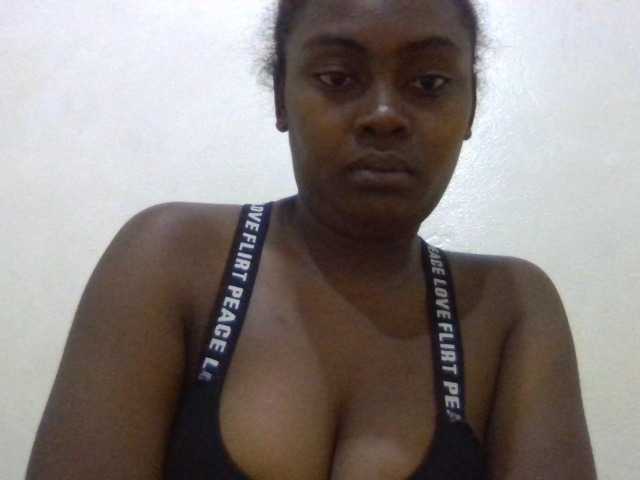 Anabelle-1 live cam preview