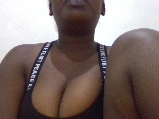 Anabelle-1 live cam preview
