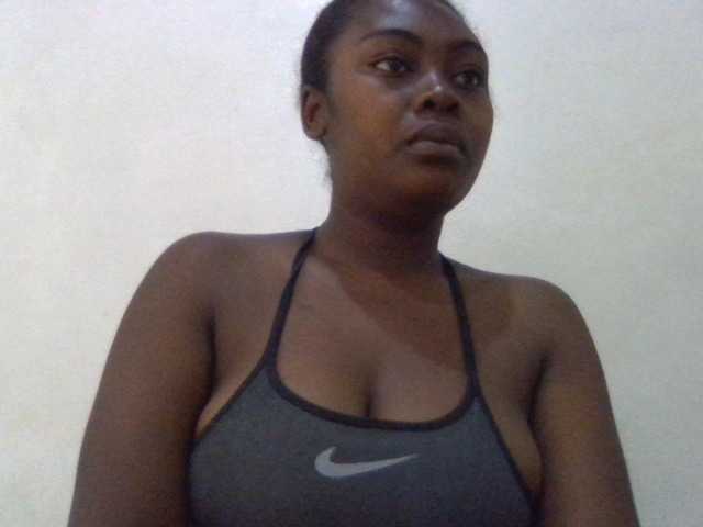 Anabelle-1, live now on BongaCams
