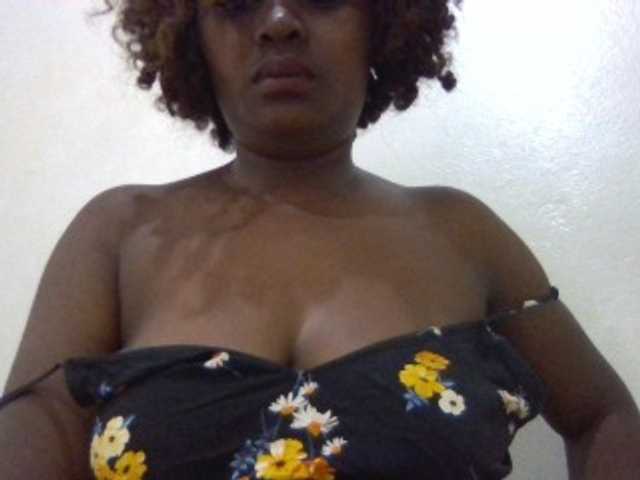 Anabelle-1 live cam on BongaCams