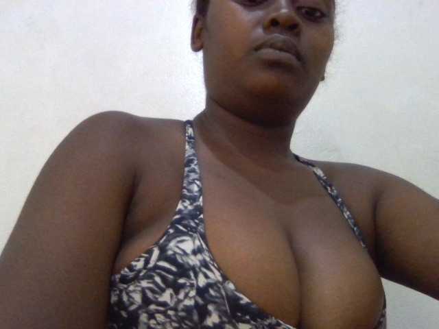 Anabelle-1 live cam preview