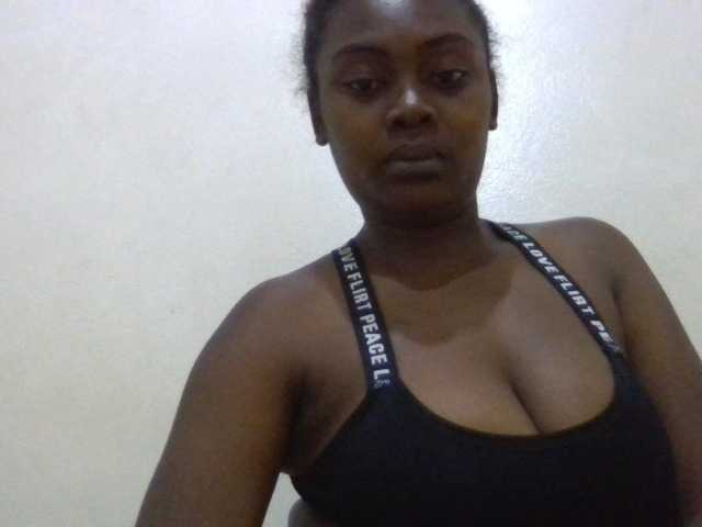 Anabelle-1, en vivo ahora en BongaCams