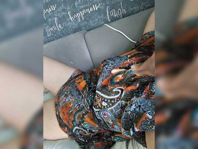 Olylia live cam preview