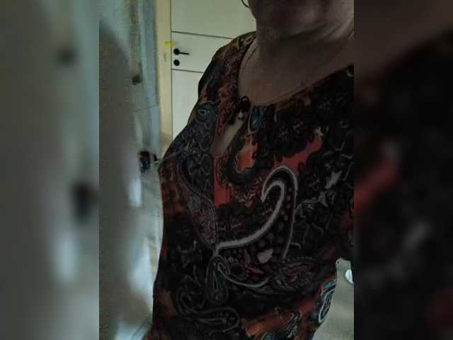 Olylia live cam preview