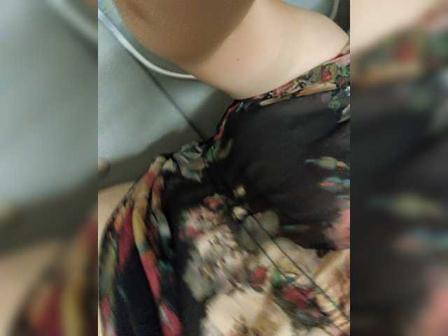 Olylia live cam preview