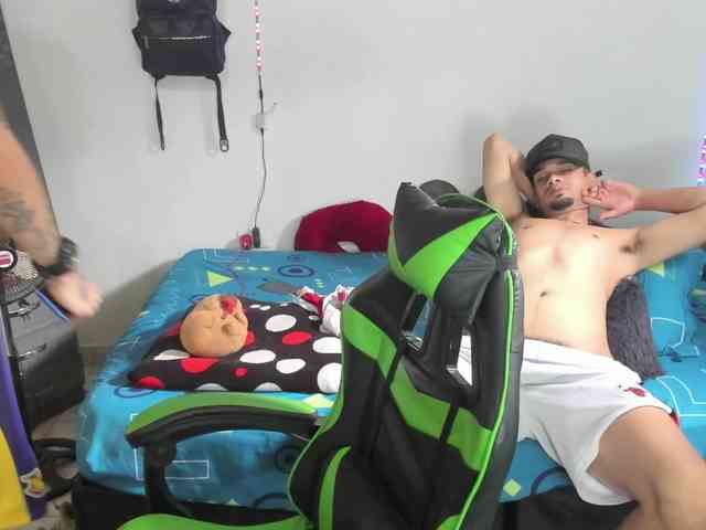 boysveryhot