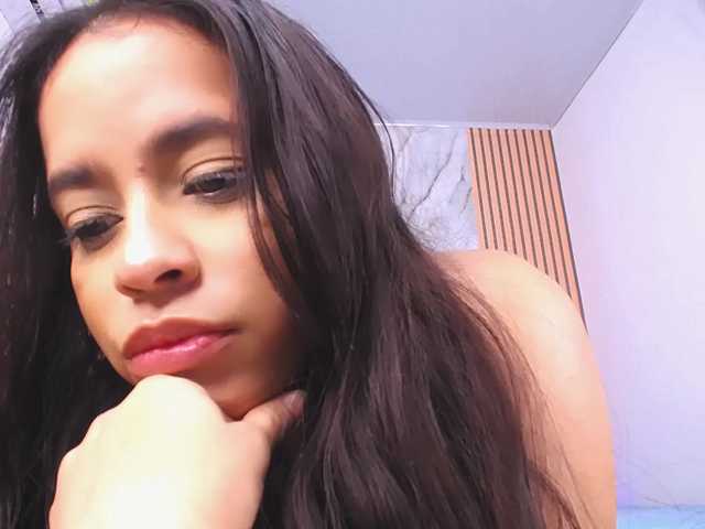 Kiley-luz live cam on BongaCams