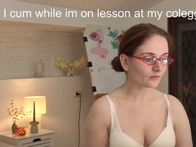 Natural-Mary live cam on BongaCams