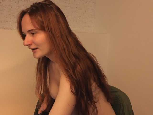 Natural-Mary live cam on BongaCams