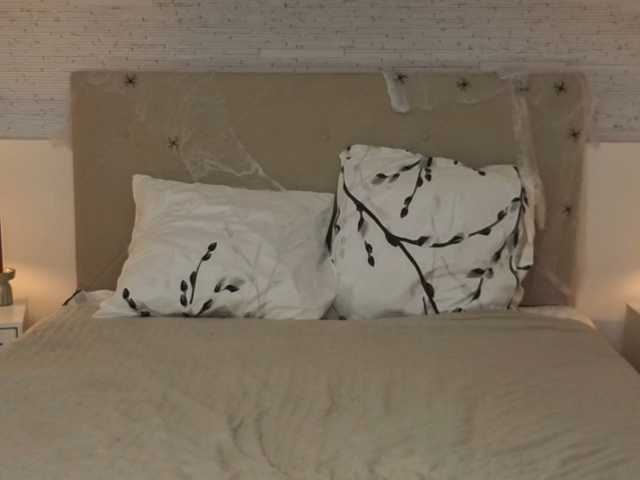 Natural-mary live cam
