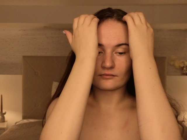 Natural-Mary live cam on BongaCams