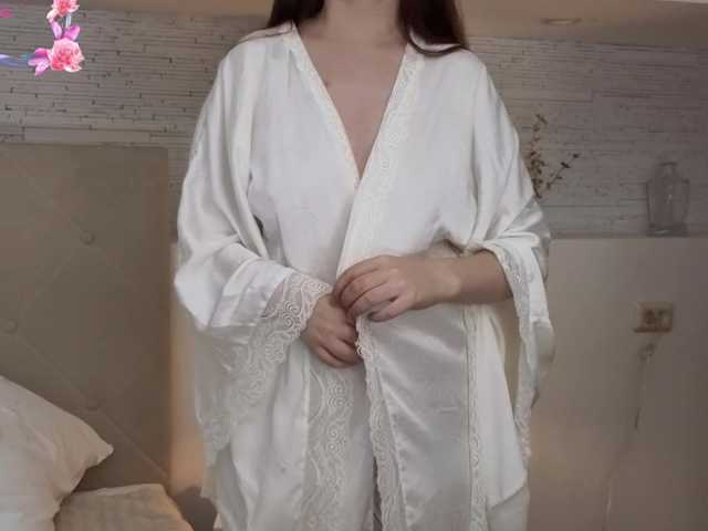 Natural-Mary live cam on BongaCams