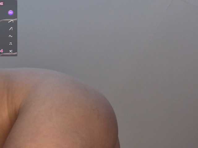 Natural-Mary live cam on BongaCams