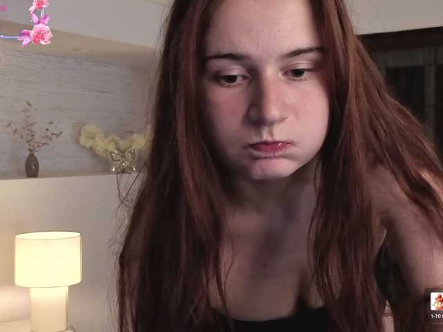 Natural-Mary live cam on BongaCams
