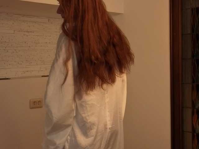 Natural-Mary live cam on BongaCams