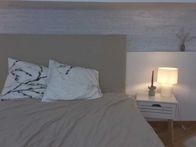 Natural-Mary live cam on BongaCams