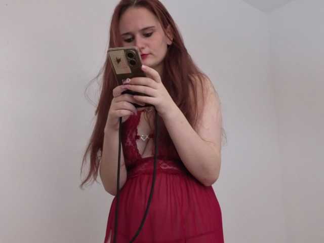 Natural-Mary live cam on BongaCams