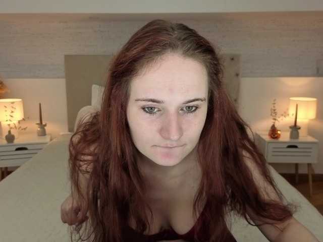 Natural-Mary live cam on BongaCams