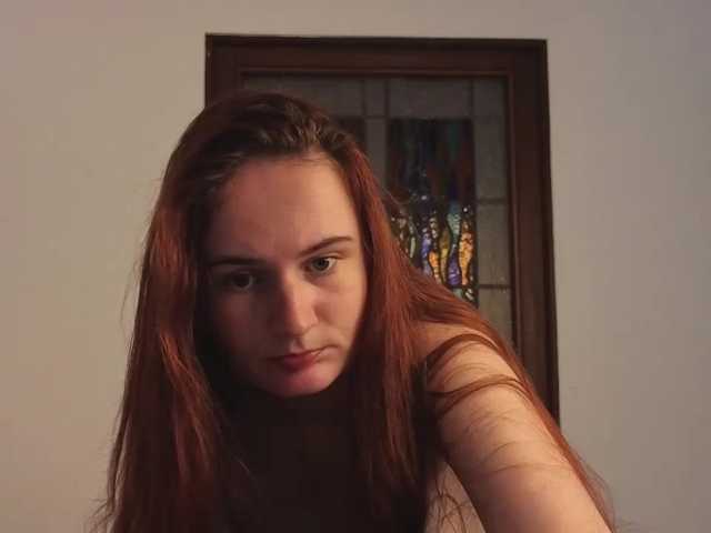 Natural-Mary, live now on BongaCams
