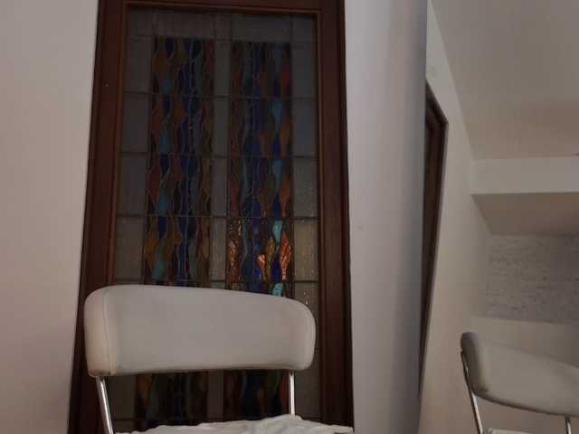 Natural-Mary live cam on BongaCams