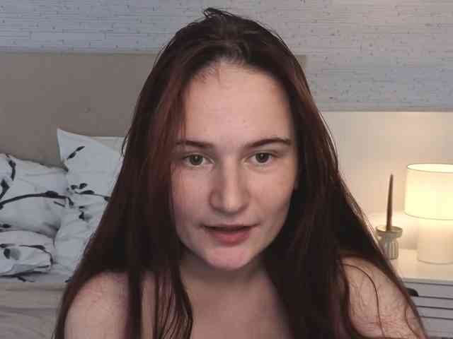 Natural-Mary live female cam on bongacams