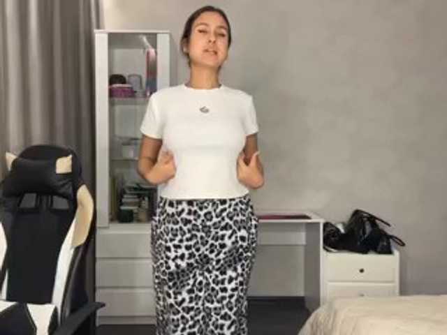 CathrineDickow live cam on BongaCams