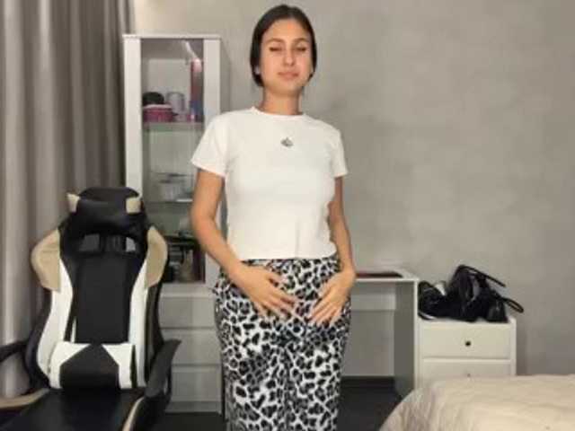 CathrineDickow live cam on BongaCams