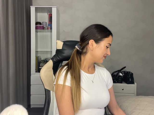CathrineDickow live cam on BongaCams