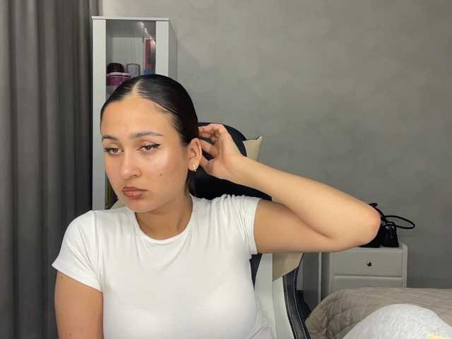 CathrineDickow live cam on BongaCams